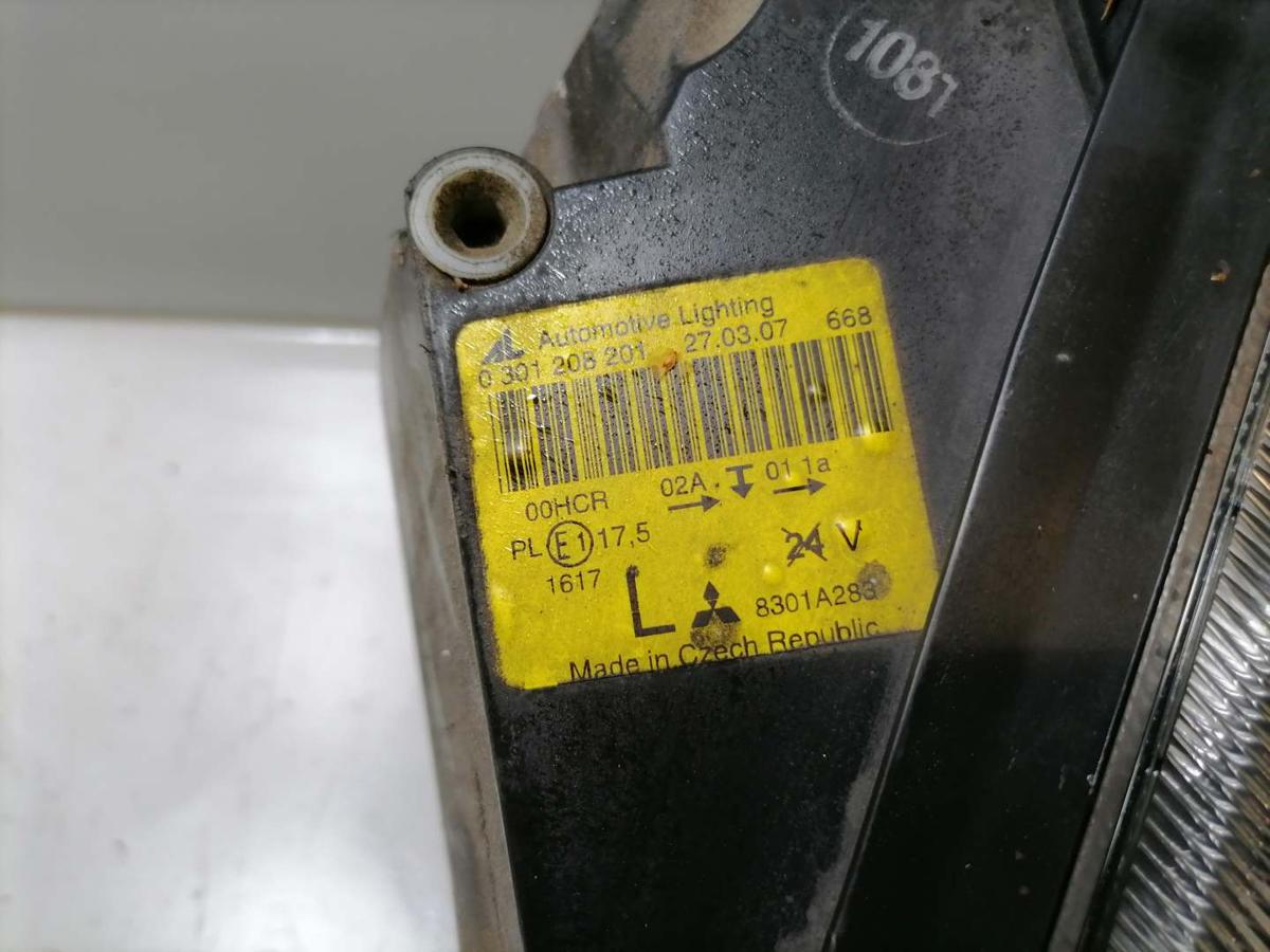 Mitsubishi Colt Z30 original Scheinwerfer vorn links Halogen 3-Türer Bj.2007